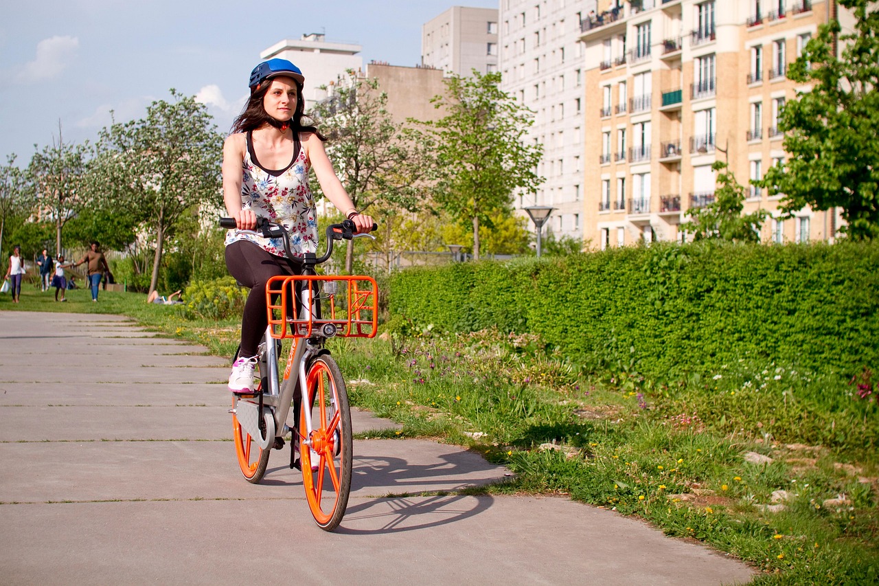 location de vélos facile et rapide pour découvrir la ville à votre rythme. choisissez parmi une large gamme de vélos adaptés à tous les besoins.