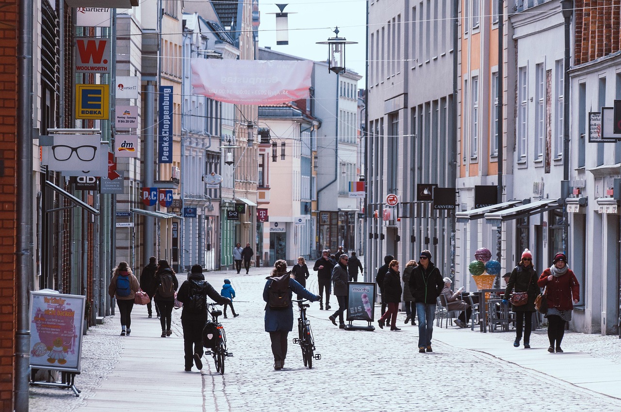 découvrez les zones à faibles émissions (zfe), des espaces urbains dédiés à la réduction de la pollution de l'air. informez-vous sur les réglementations, les avantages pour la santé publique et les initiatives écologiques visant à améliorer la qualité de vie en ville.