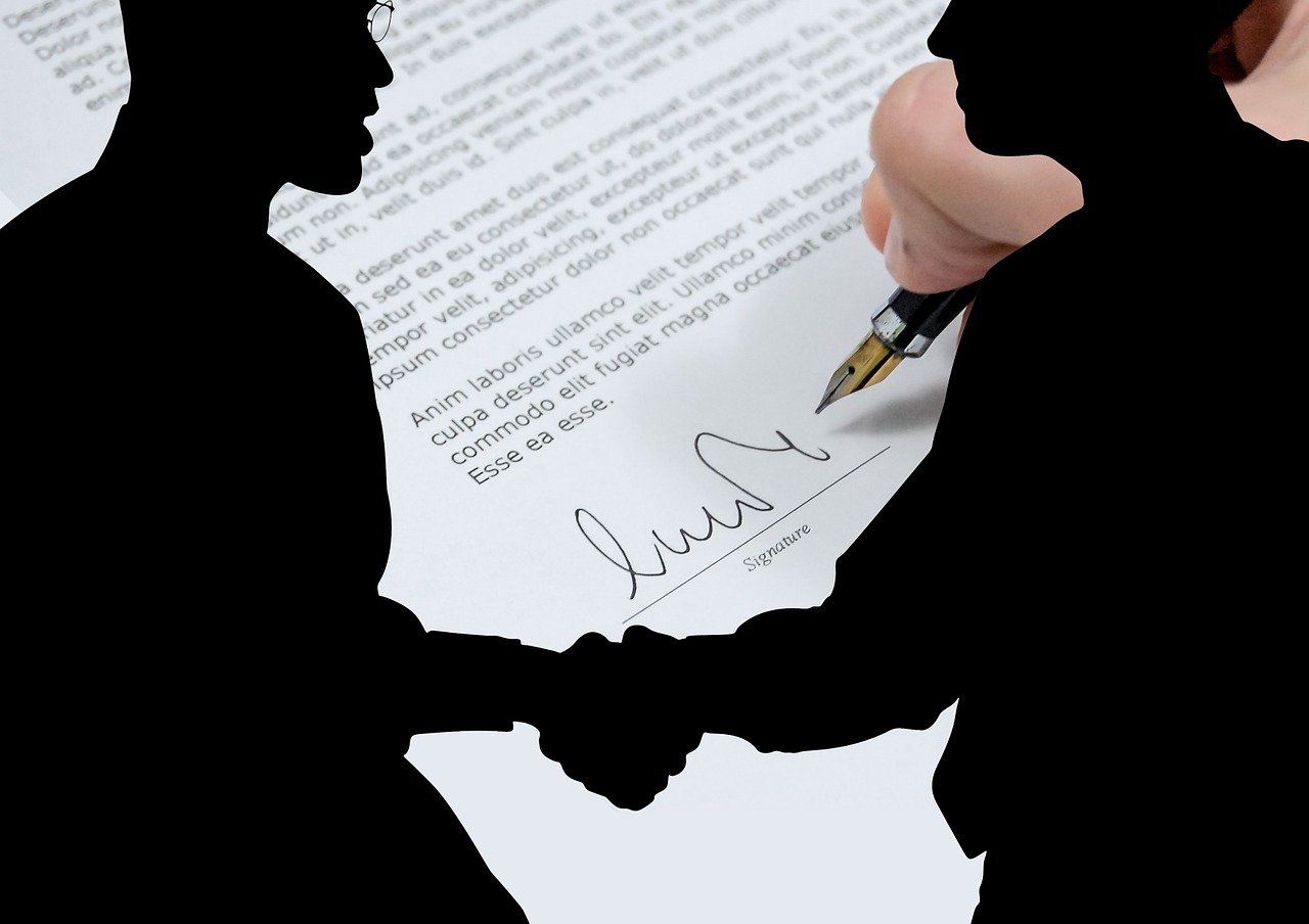 analyse des contrats de liquidité : évaluation détaillée des accords pour optimiser la gestion financière et améliorer la transparence des flux de trésorerie.