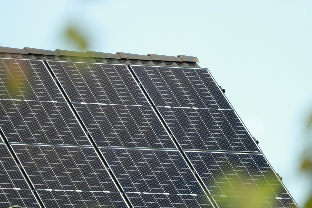 découvrez comment l'énergie solaire transforme notre manière de produire de l'électricité. apprenez les avantages, les technologies innovantes et les solutions durables pour un avenir énergétique responsable.