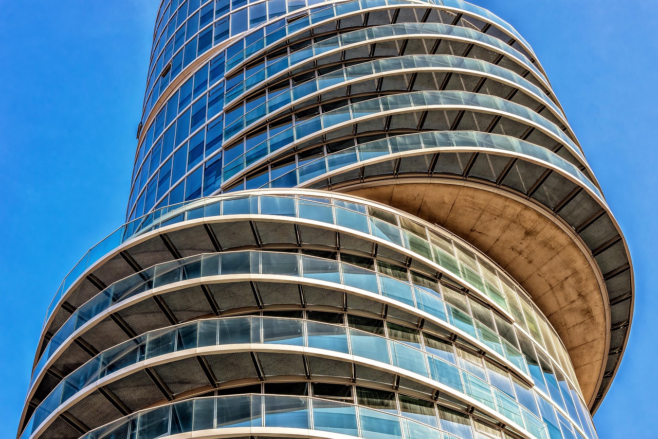 découvrez le concept de l'économie circulaire : un modèle durable visant à réduire les déchets, optimiser l'utilisation des ressources et favoriser la réutilisation et le recyclage afin de préserver l'environnement.