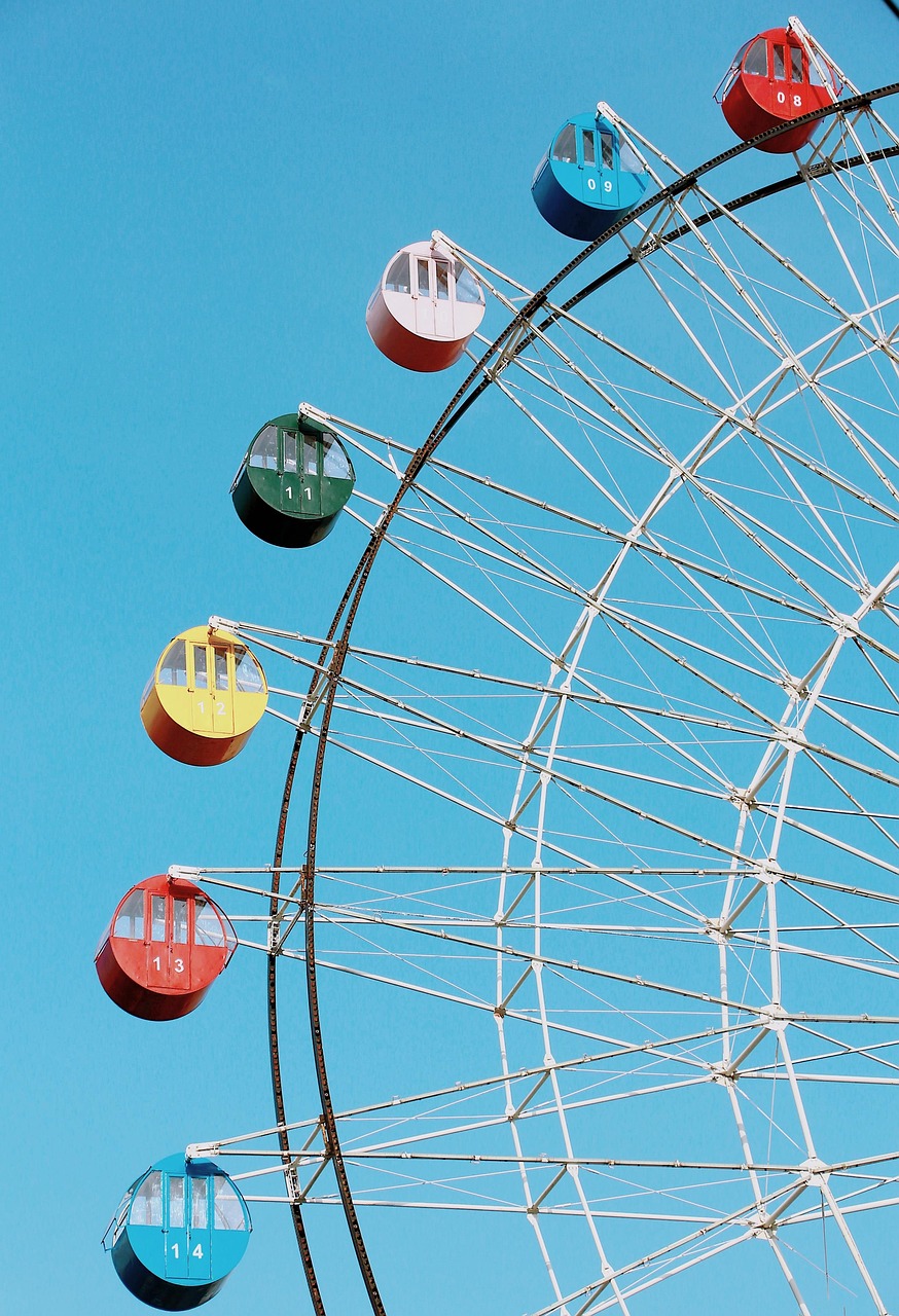 découvrez comment l'économie circulaire révolutionne la gestion des ressources en favorisant le recyclage, la réutilisation et la réduction des déchets pour un modèle plus durable et respectueux de l'environnement.