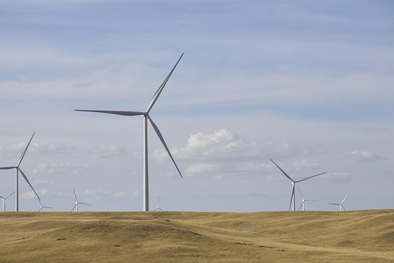 découvrez tout sur l'énergie : types, sources renouvelables, astuces pour économiser et innovations technologiques.